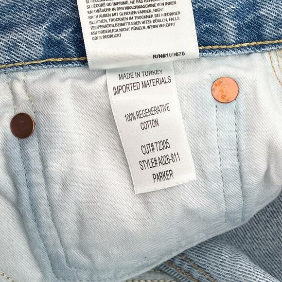 AGOLDE Parker Distressed Denim Shorts Women’s Size 29 Swapmeet Frayed Hem - Picture 4 of 5